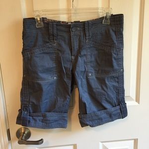 Blue organic cotton shorts